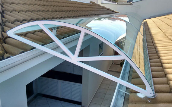 Toldos, coberturas, policarbonato, sombreadores