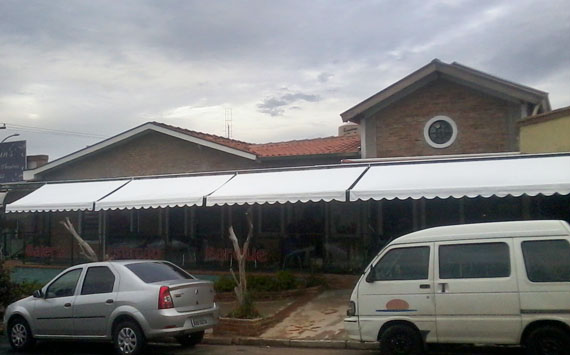 Toldos, coberturas, policarbonato, sombreadores