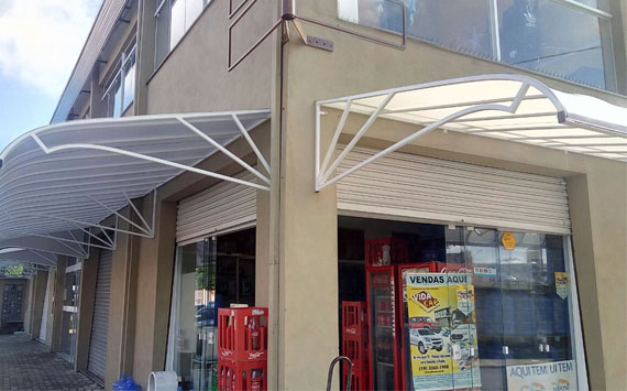 Toldos, coberturas, policarbonato, sombreadores