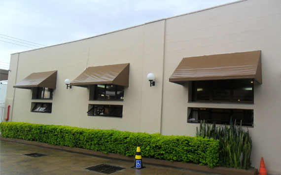 Toldos, coberturas, policarbonato, sombreadores