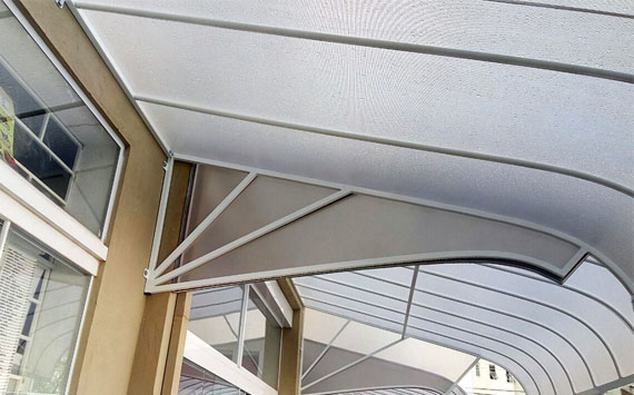 Toldos, coberturas, policarbonato, sombreadores