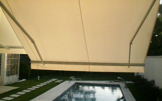 Toldos, coberturas, policarbonato, sombreadores