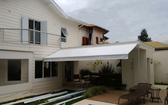 Toldos, coberturas, policarbonato, sombreadores